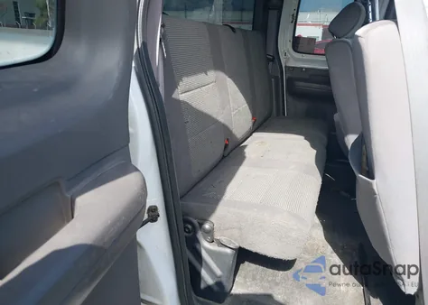 2002 Ford F-150 Xl/Xlt from USA, damaged, VIN 1FTRX17252NB42625